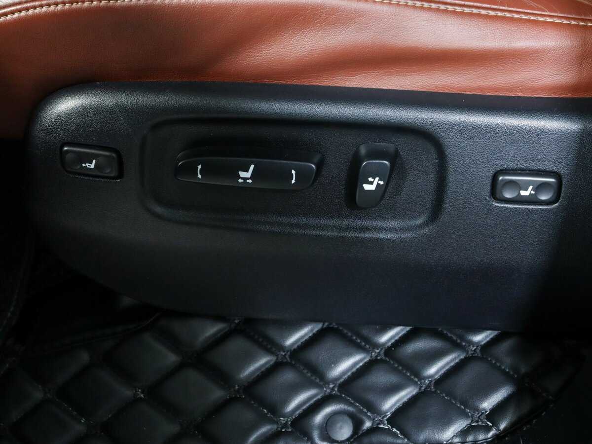 Lexus LX 570, 2017 Фото №17