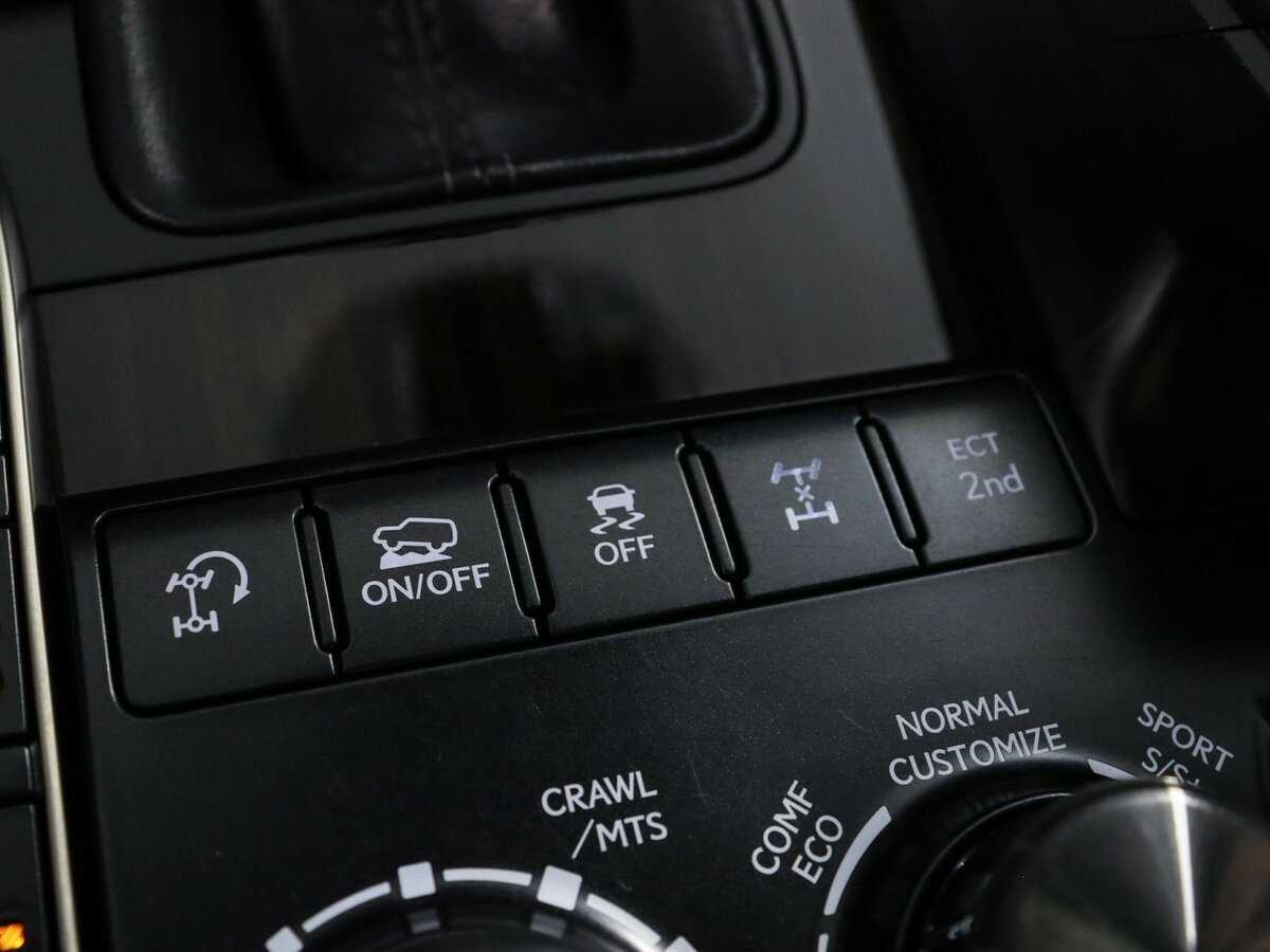 Lexus LX 570, 2017 Фото №26