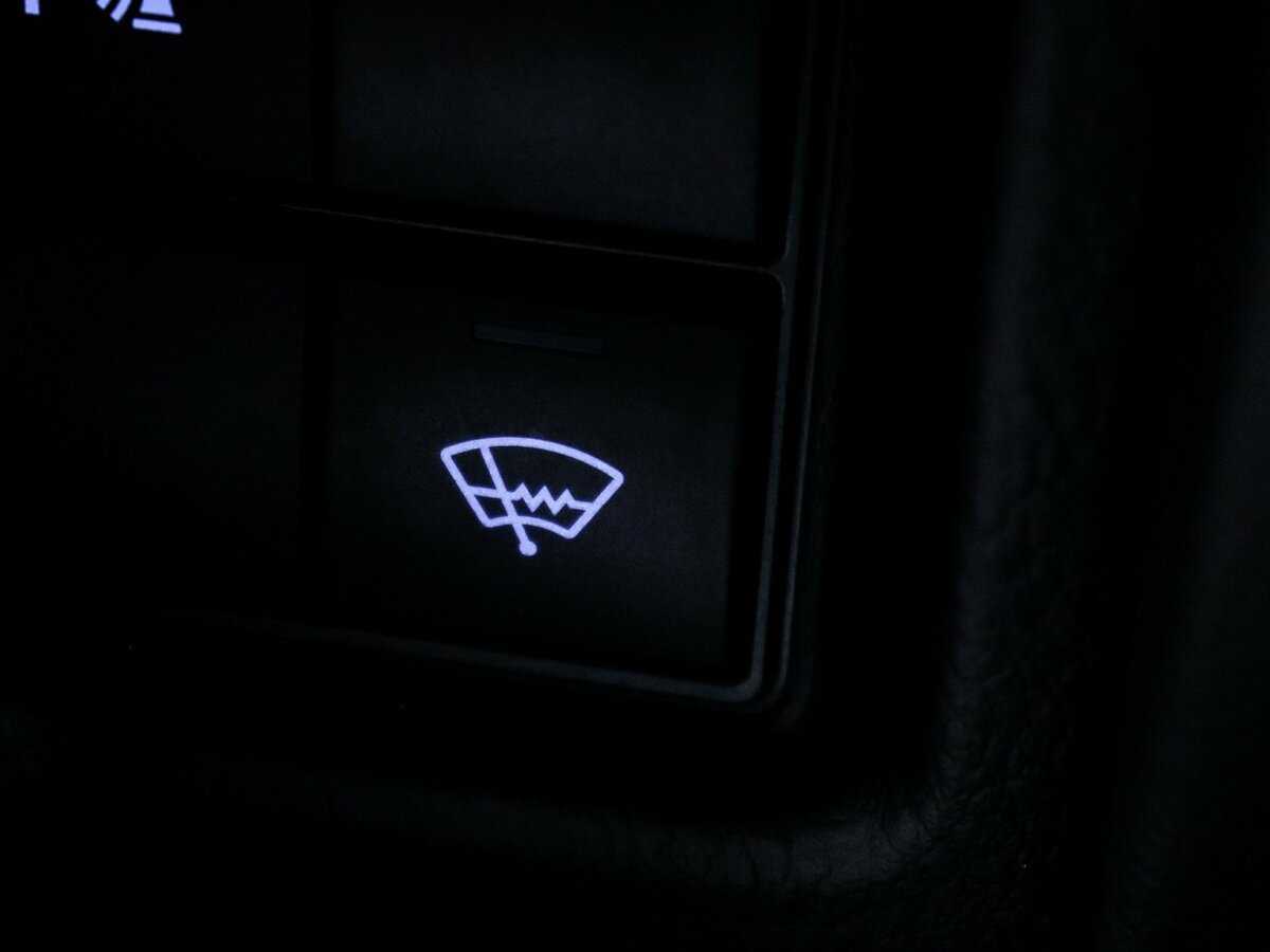 Toyota Land Cruiser Prado, 2022 Фото №19