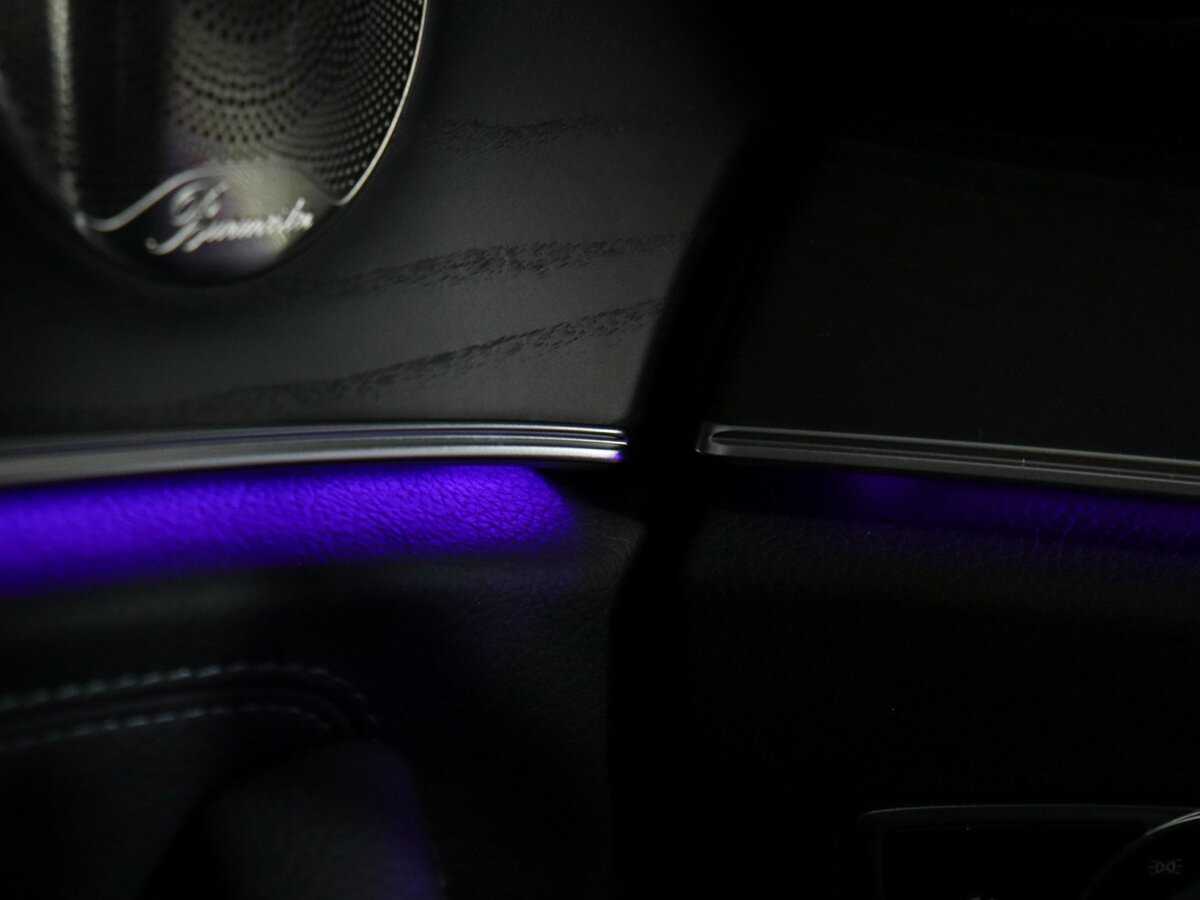 Mercedes-Benz E-Класс 200, 2021 Фото №23