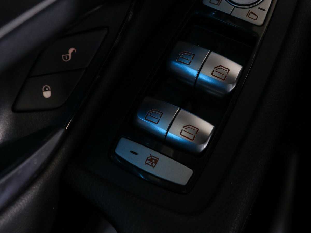 Mercedes-Benz GLC 250, 2015 Фото №22