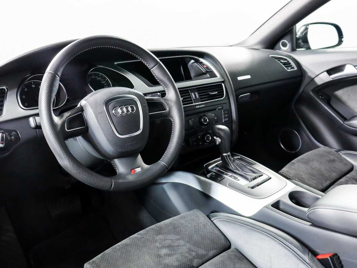 Audi A5, 2011 Фото №11