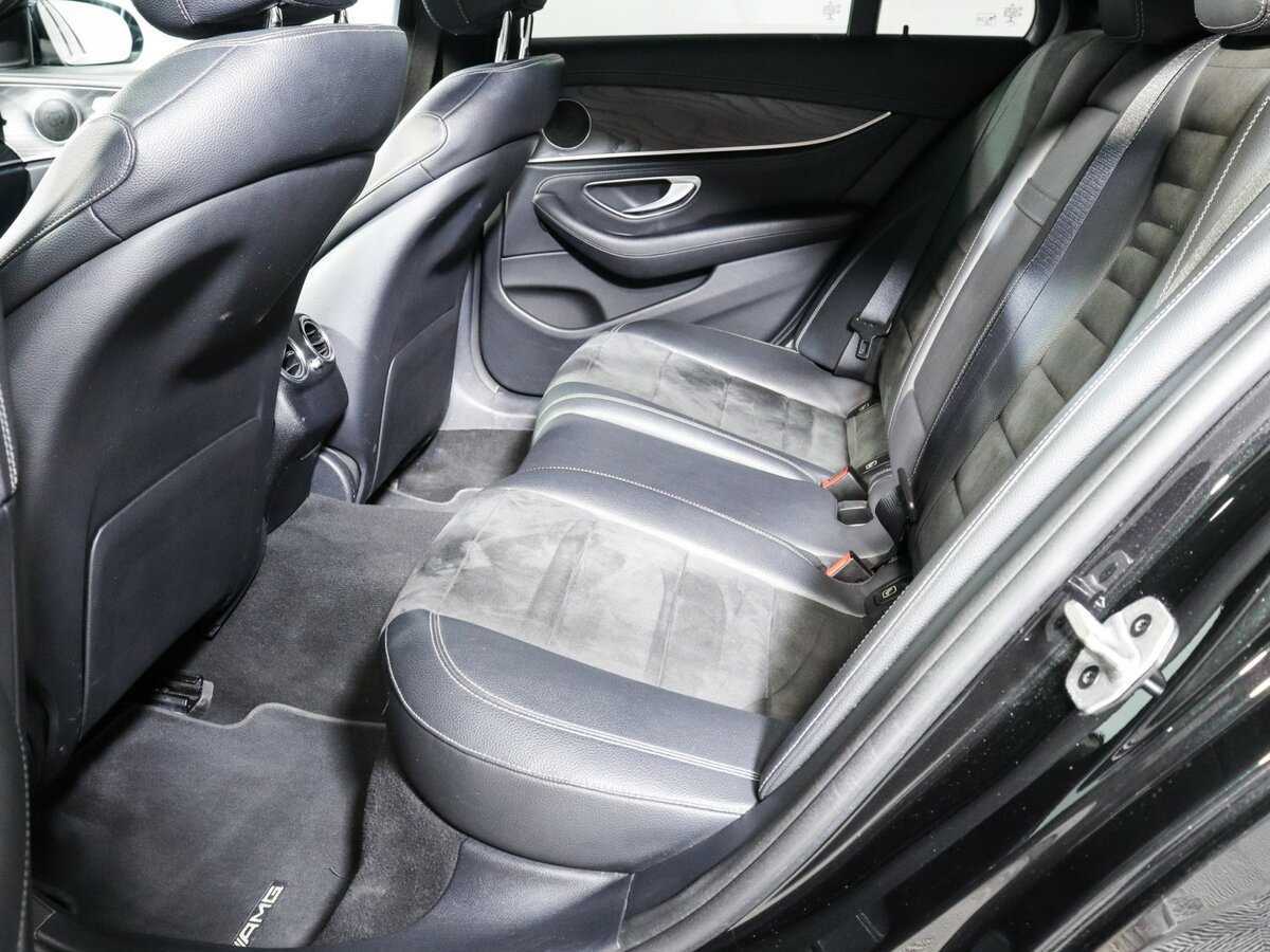 Mercedes-Benz E-Класс 200, 2020 Фото №10