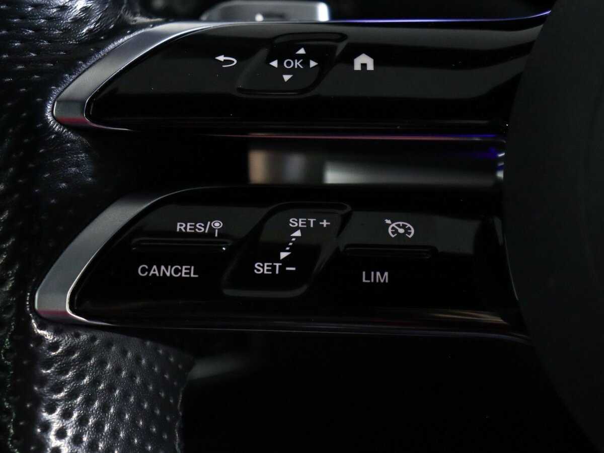 Mercedes-Benz E-Класс 200, 2020 Фото №23