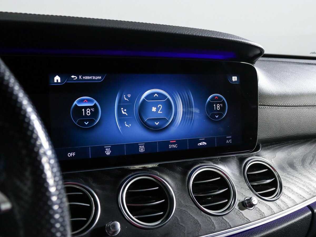 Mercedes-Benz E-Класс 200, 2020 Фото №27