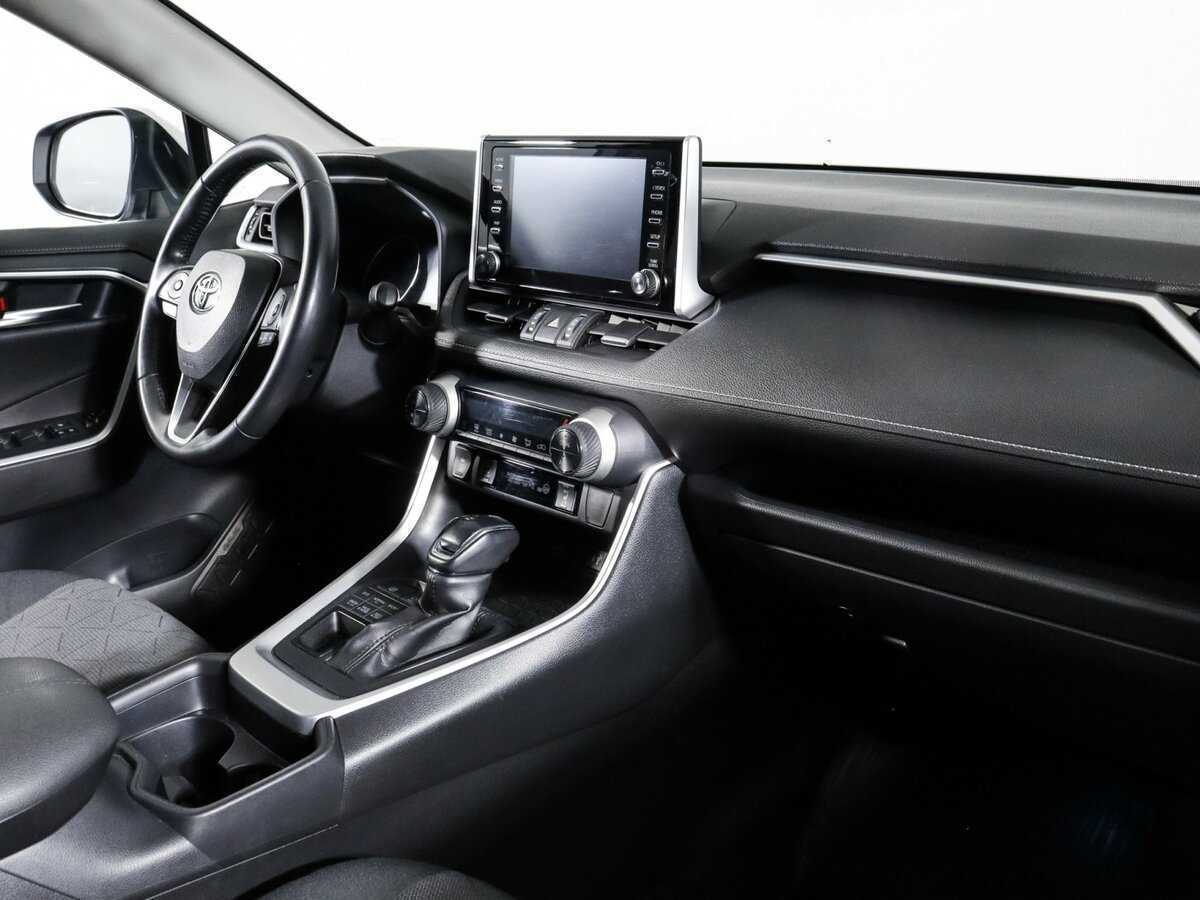 Toyota RAV4, 2020 Фото №9