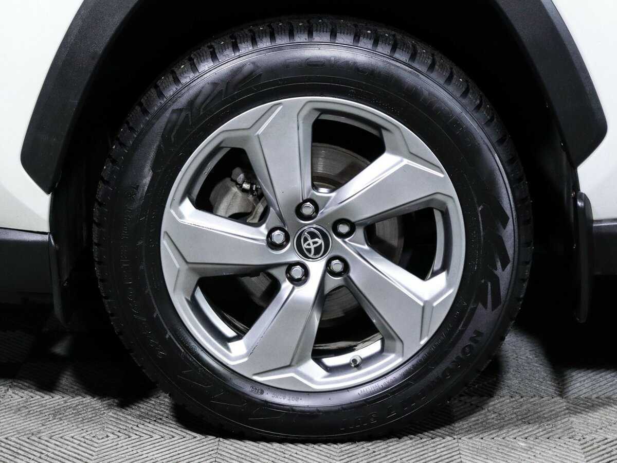 Toyota RAV4, 2020 Фото №15