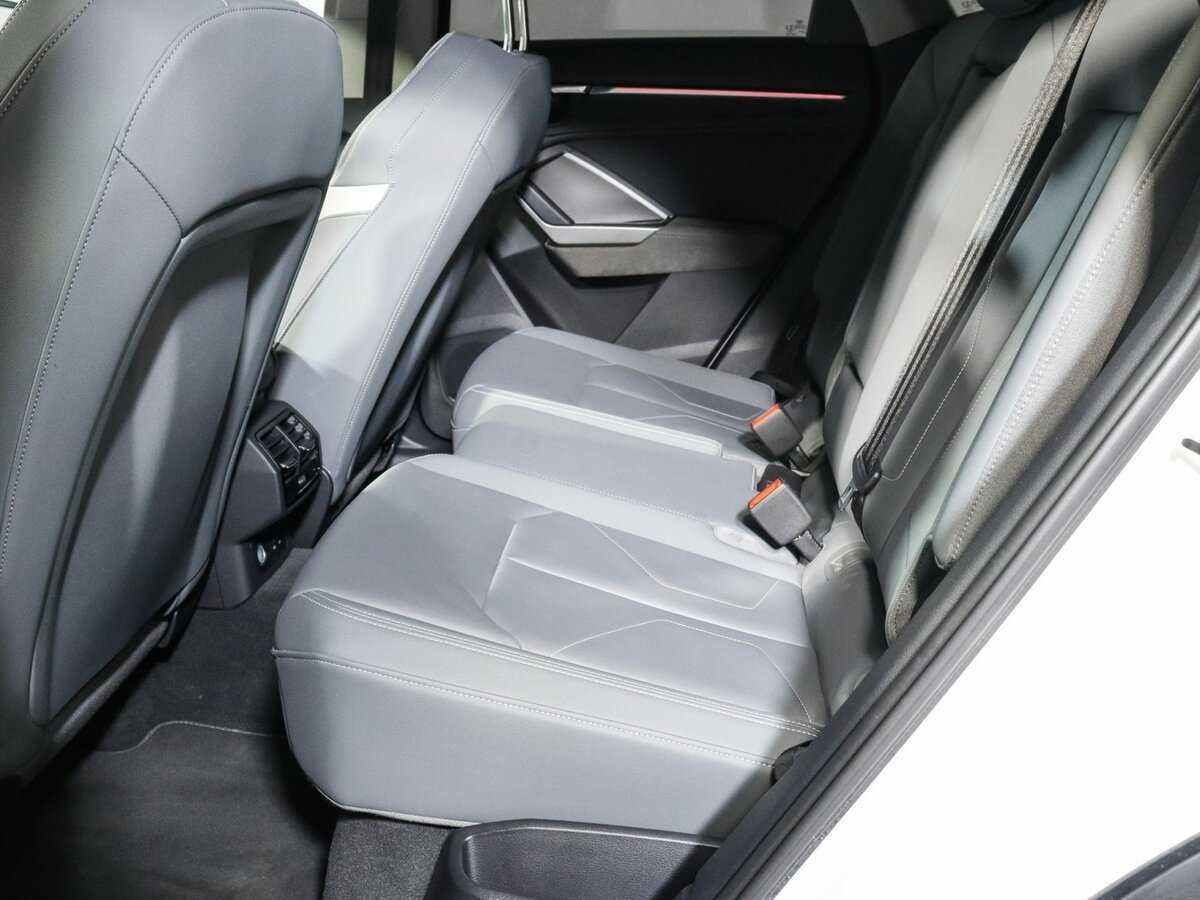 Audi Q3 Sportback 40 TFSI, 2021 Фото №5
