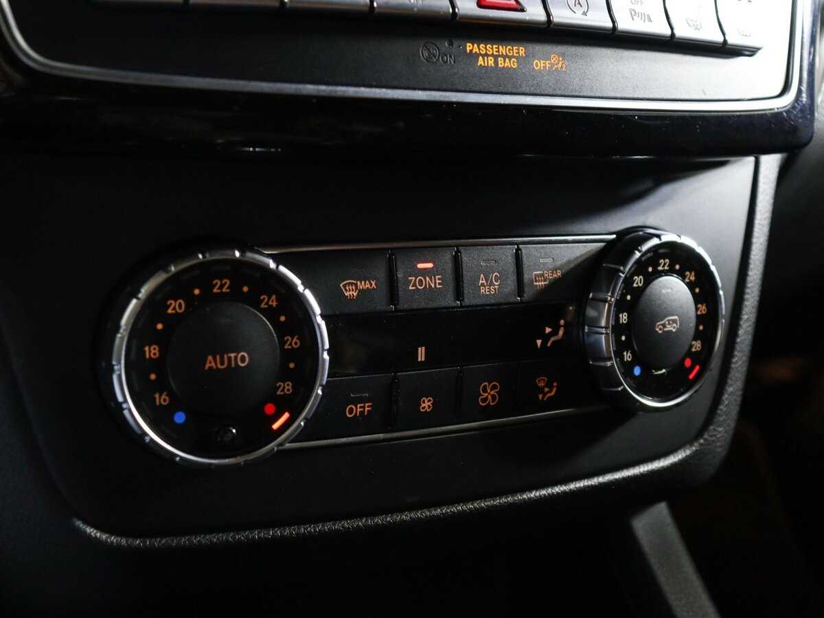 Mercedes-Benz GLE Coupe 400, 2018 Фото №26