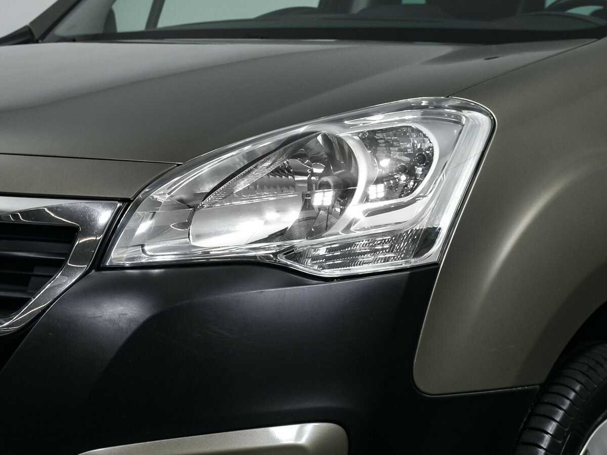 Peugeot Partner, 2017 Фото №12