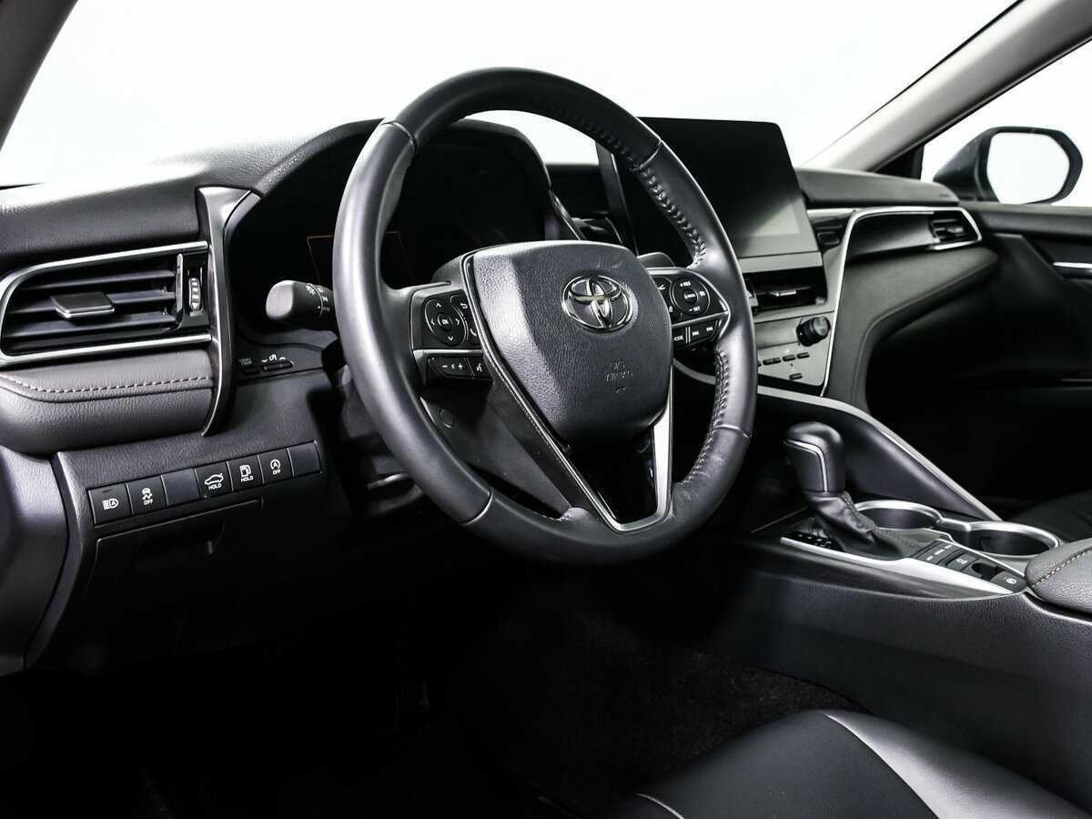 Toyota Camry, 2023 Фото №13