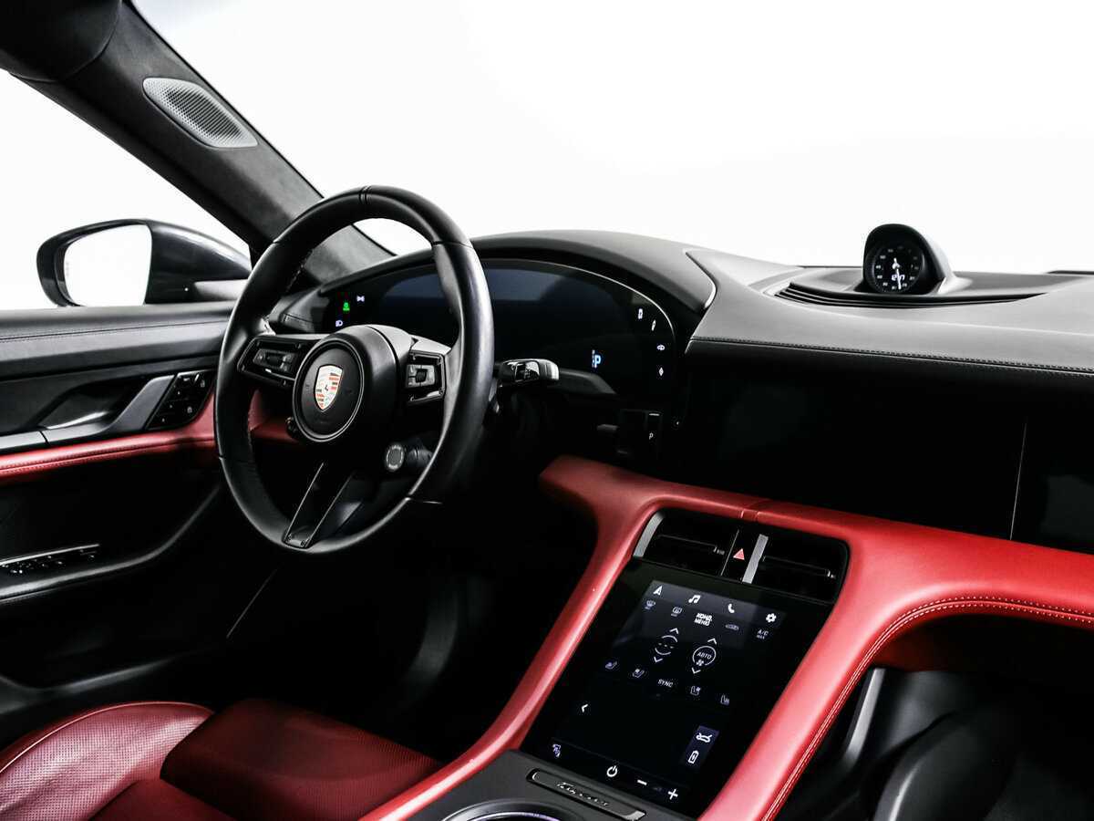 Porsche Taycan Turbo, 2020 Фото №9