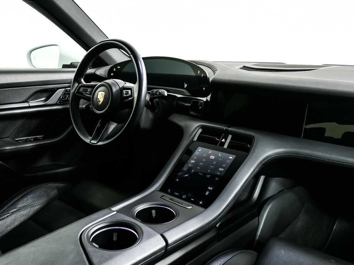 Porsche Taycan, 2021 Фото №9