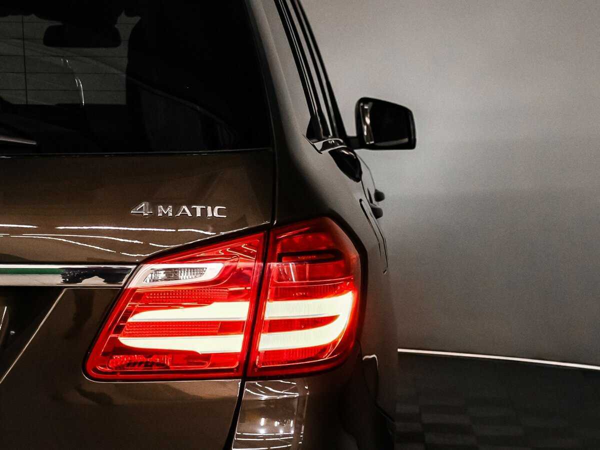 Mercedes-Benz GL-Класс 500, 2012 Фото №16