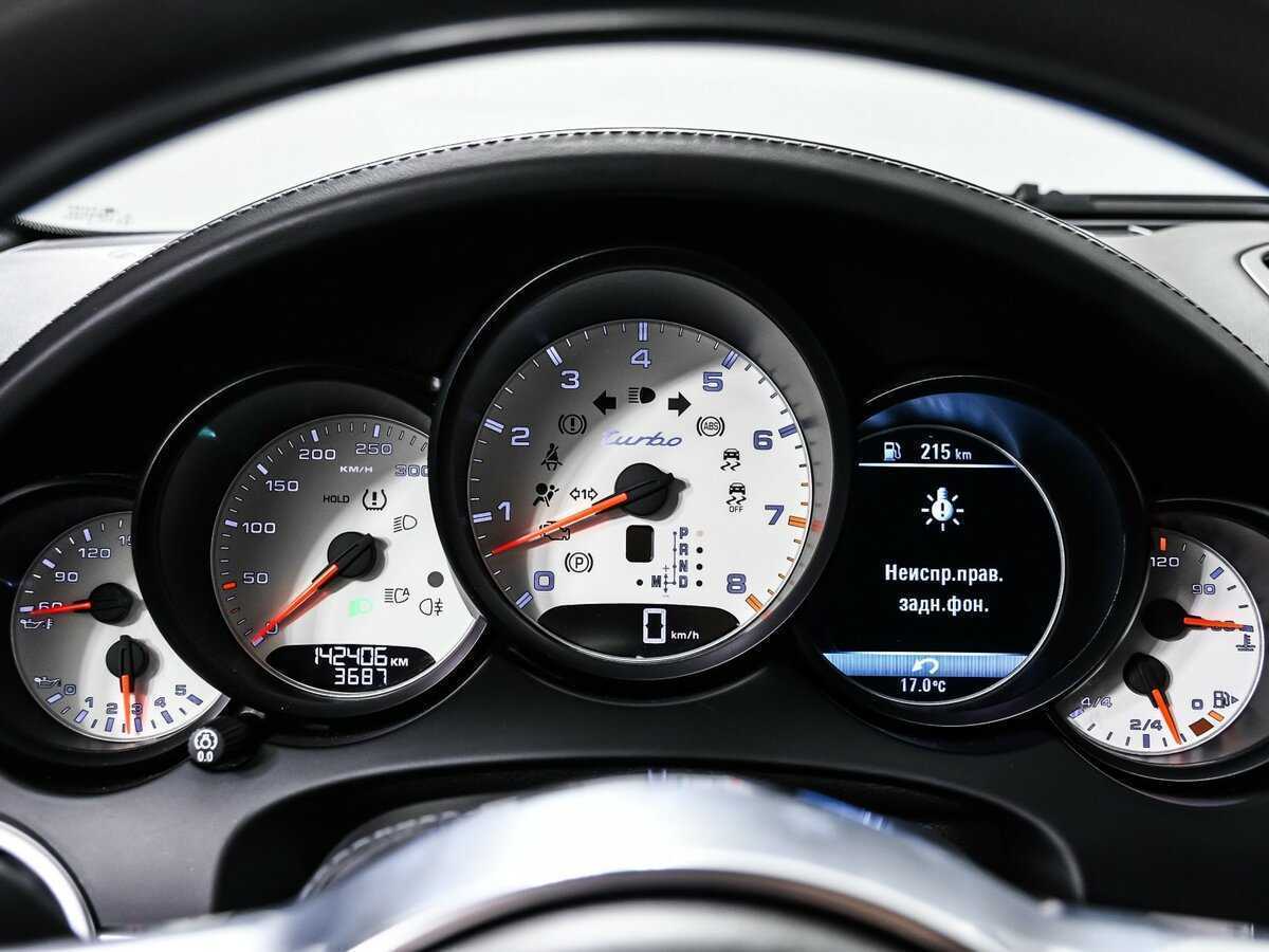 Porsche Cayenne Turbo, 2015 Фото №10