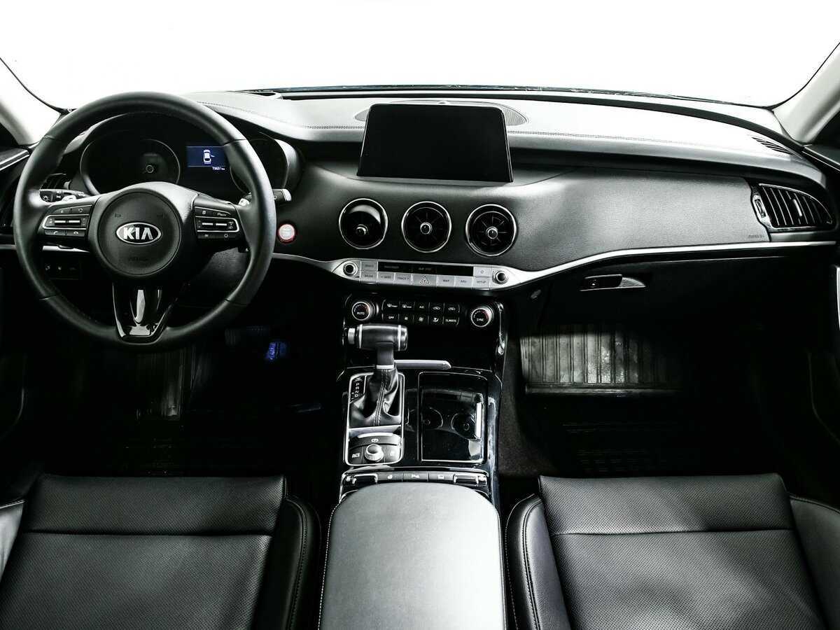 Kia Stinger, 2019 Фото №10