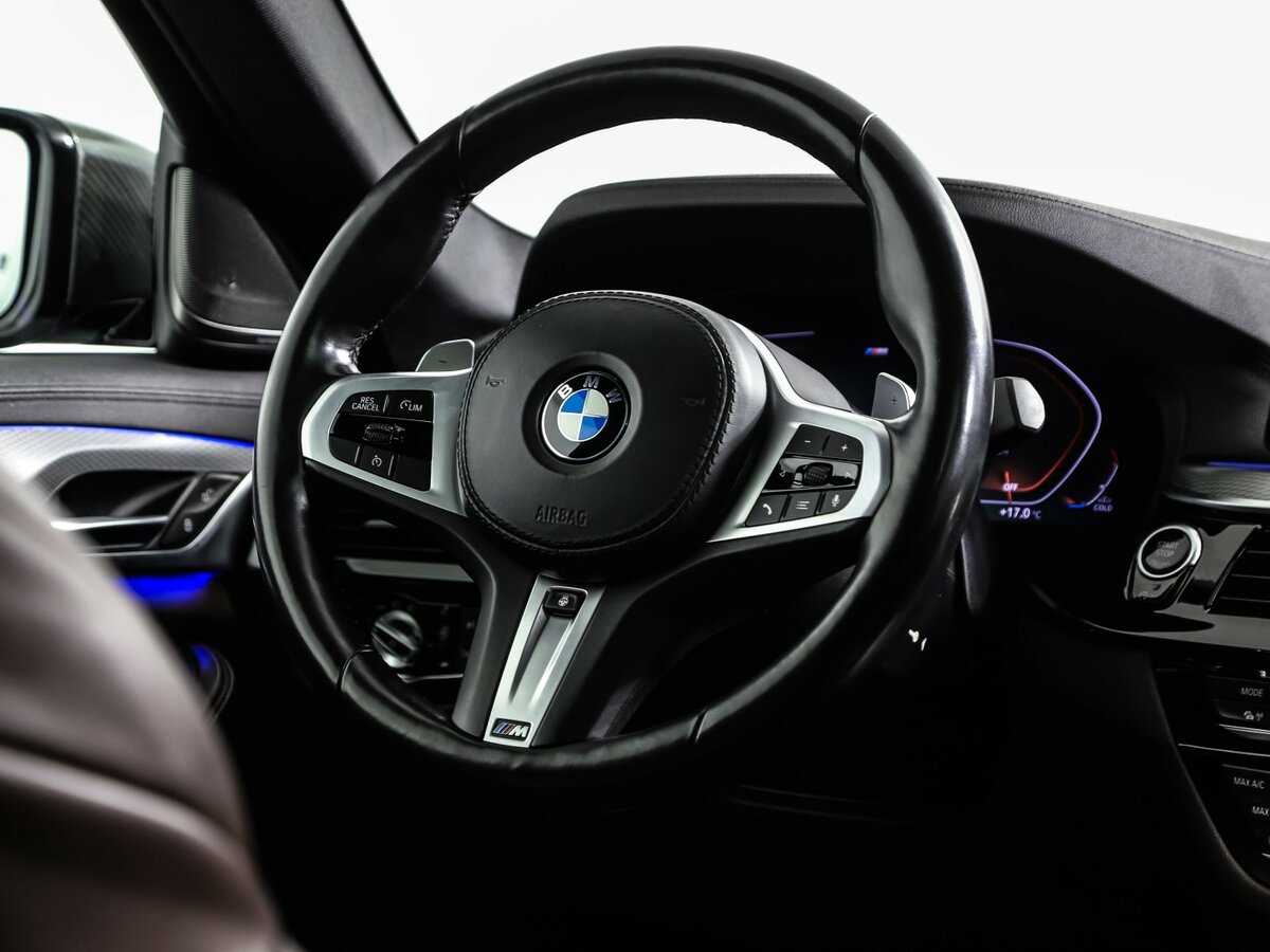 BMW 5 серии 530d xDrive, 2020 Фото №12