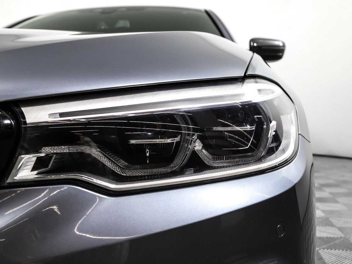 BMW 5 серии 530d xDrive, 2020 Фото №16