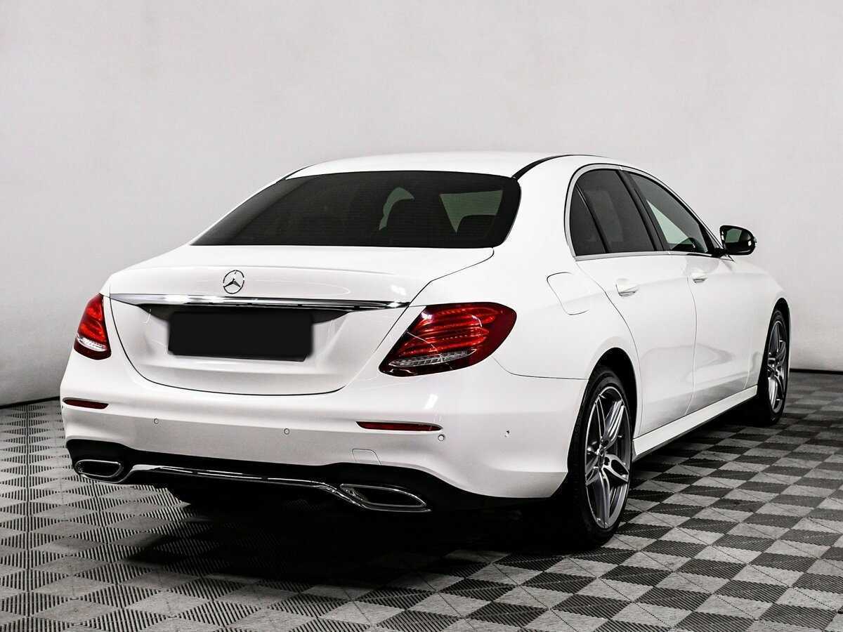 Mercedes-Benz E-Класс 220 d, 2019 - 66 810 км. | Фото №4