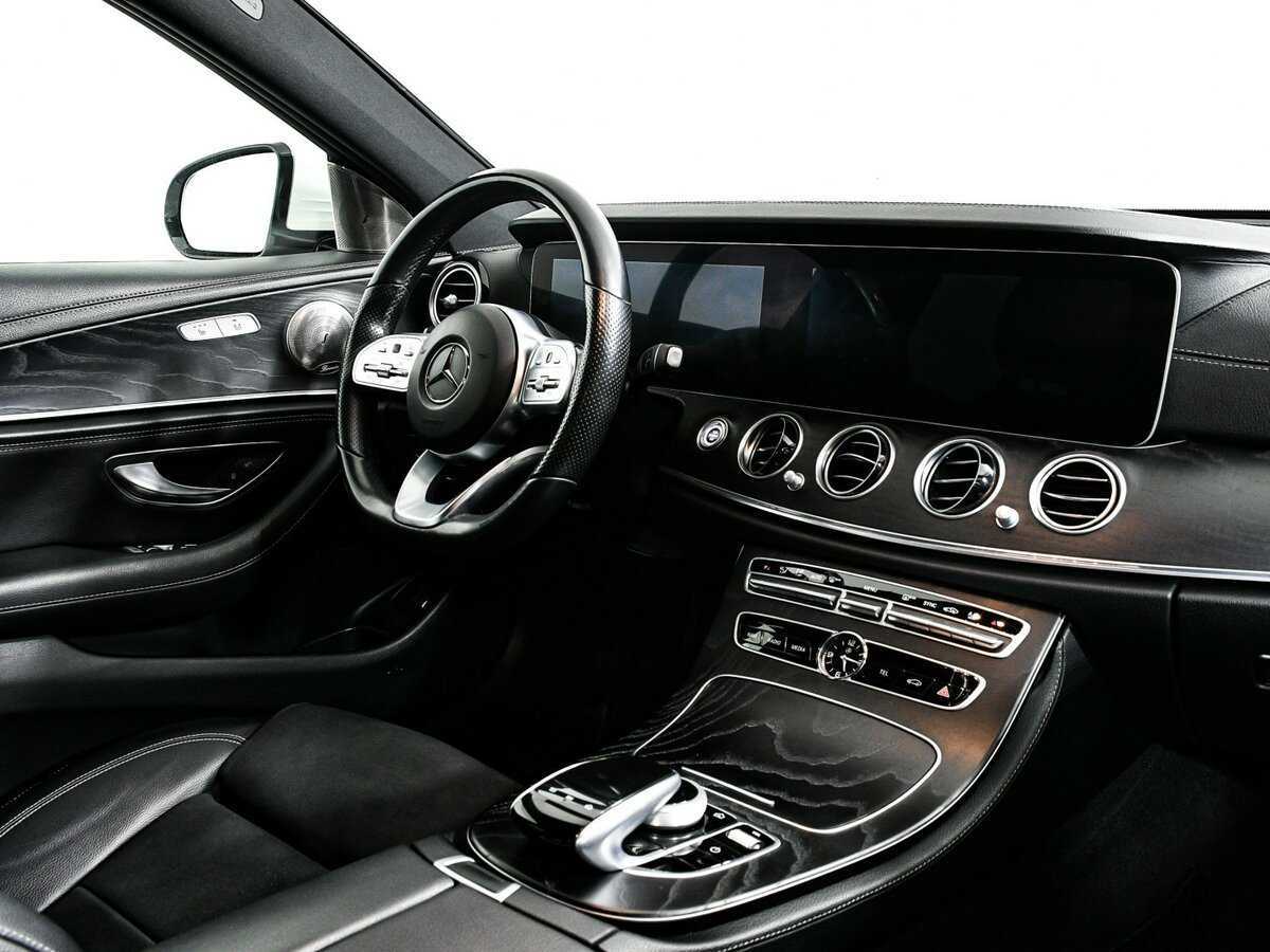 Mercedes-Benz E-Класс 220 d, 2019 - 66 810 км. | Фото №7