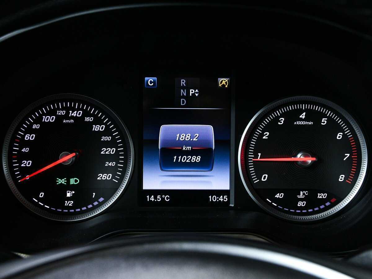 Mercedes-Benz GLC 250, 2018 Фото №10