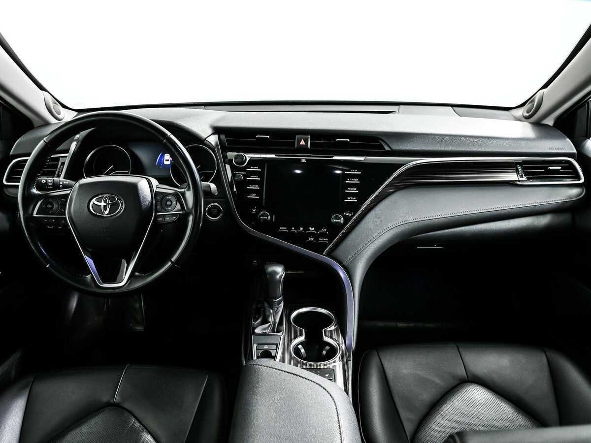 Toyota Camry, 2018 Фото №11