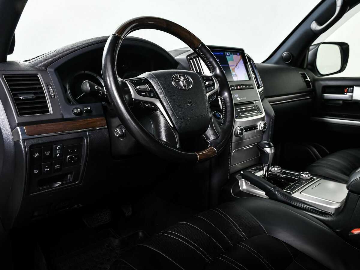 Toyota Land Cruiser, 2020 Фото №12