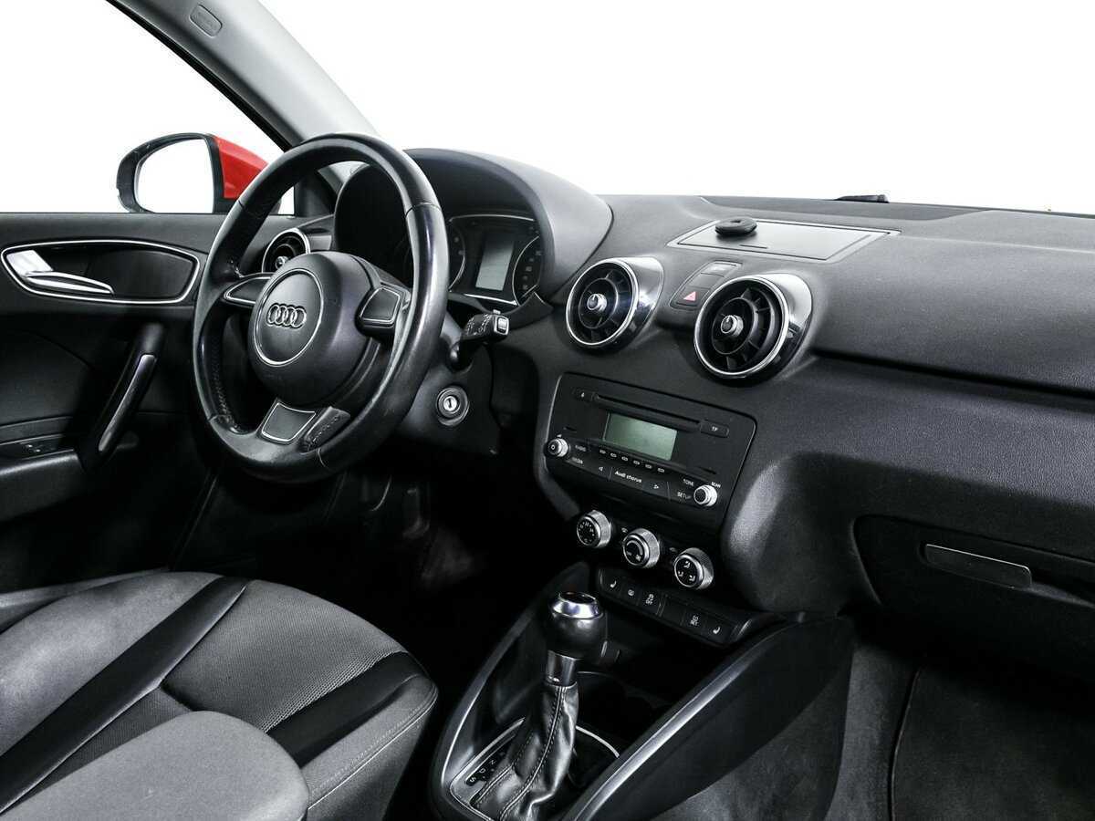 Audi A1, 2010 Фото №9