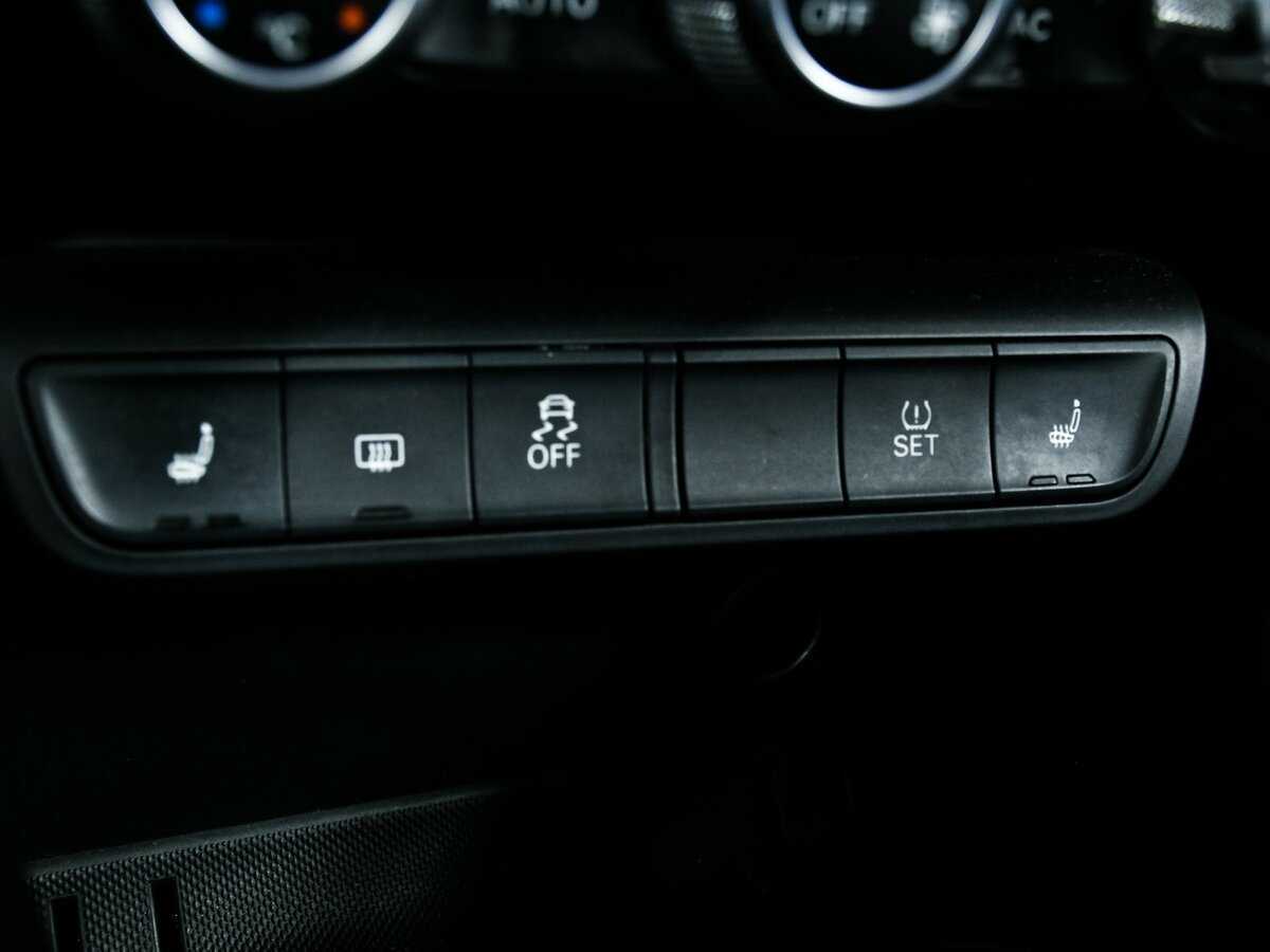 Audi A1, 2010 Фото №15