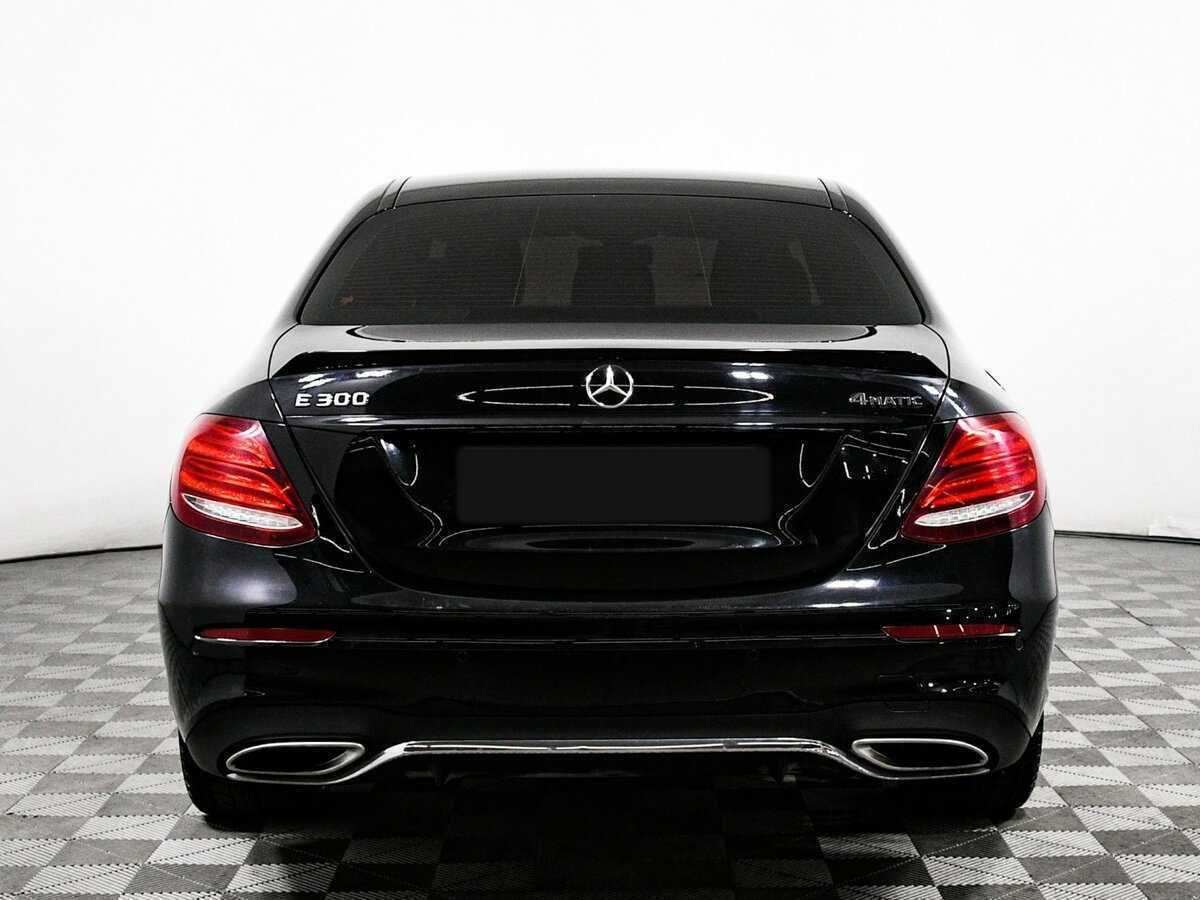 Mercedes-Benz E-Класс 300, 2019 Фото №6