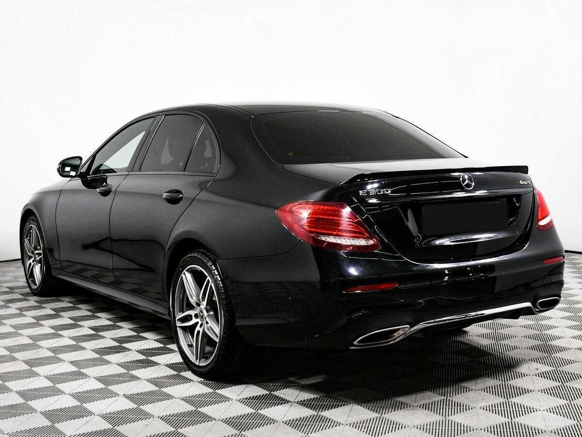 Mercedes-Benz E-Класс 300, 2019 Фото №7