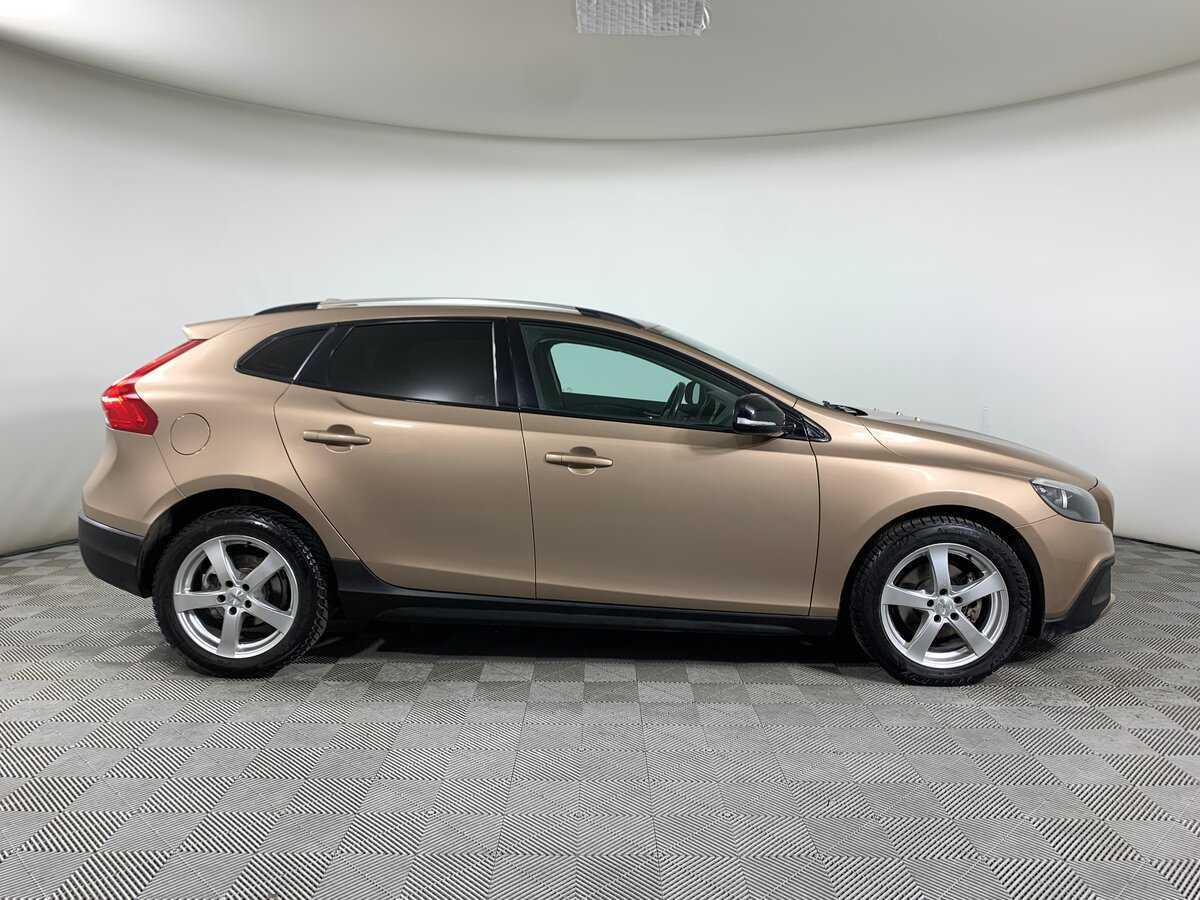 Volvo V40, 2015 - 101 225 км. | Фото №4