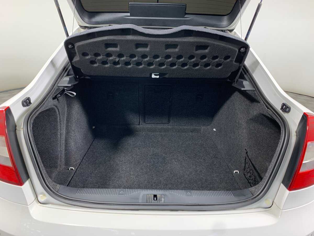 Skoda Octavia RS, 2012 Фото №19