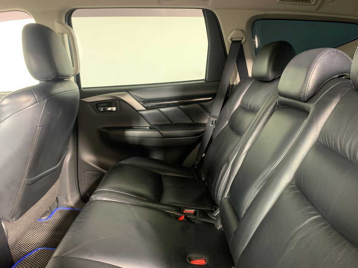 Mitsubishi Pajero Sport, 2017 Фото №19