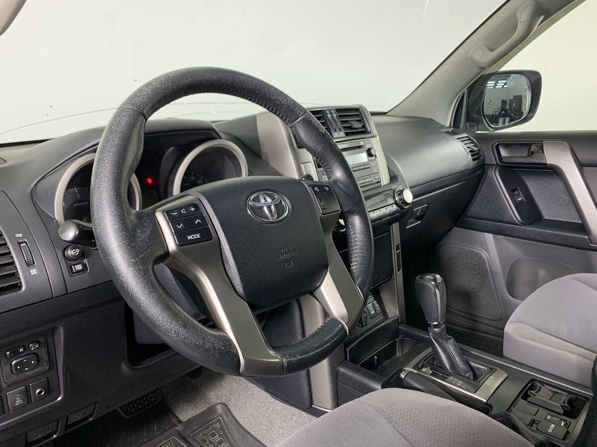 Toyota Land Cruiser Prado, 2011 Фото №12