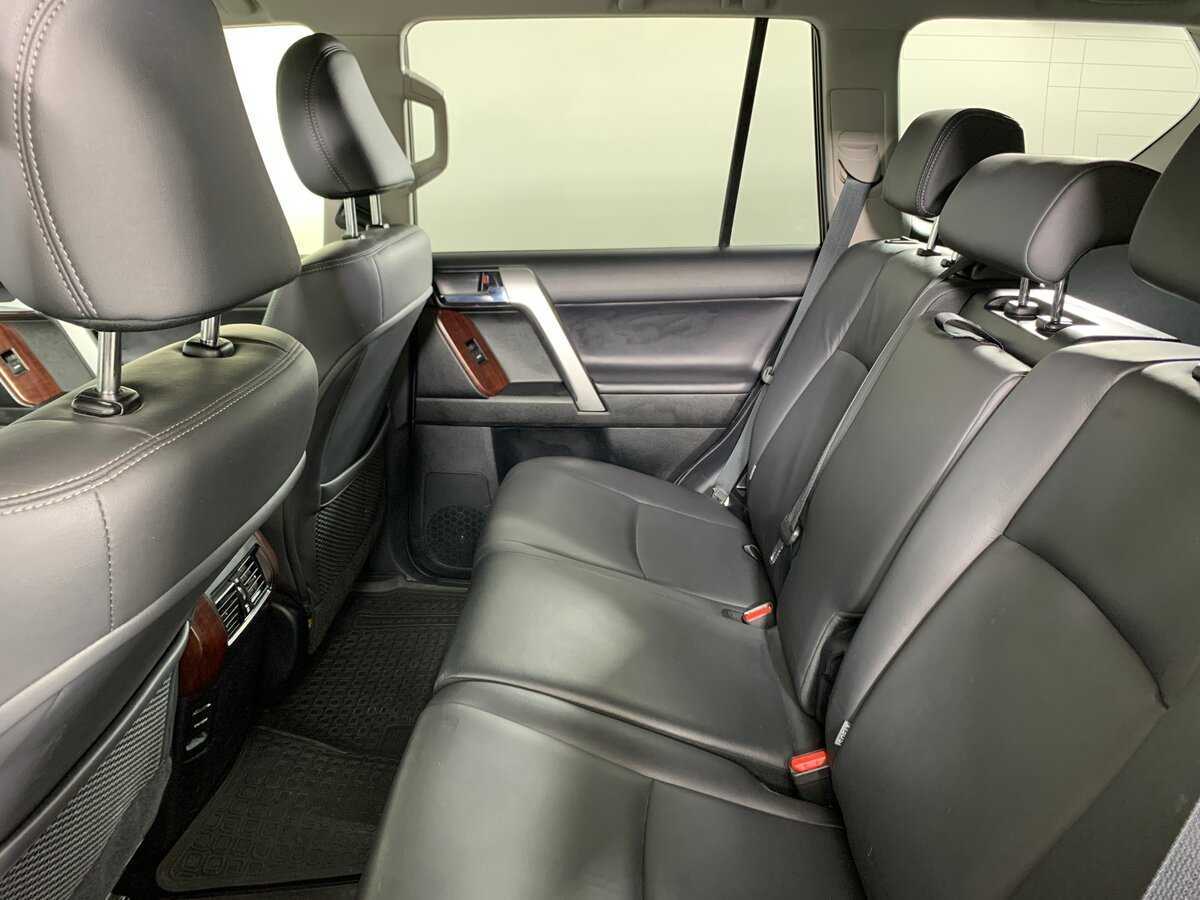 Toyota Land Cruiser Prado, 2015 Фото №19