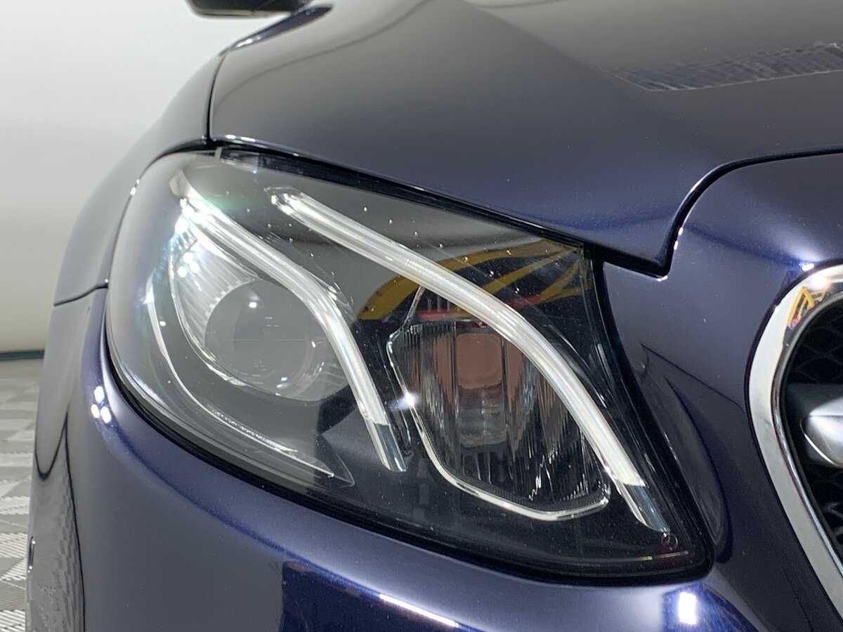 Mercedes-Benz E-Класс 200, 2020 Фото №10