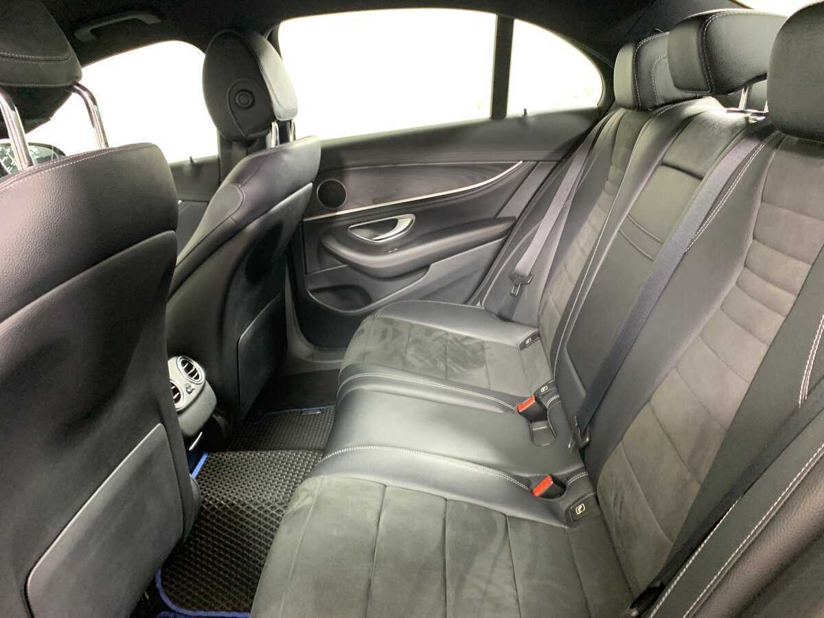 Mercedes-Benz E-Класс 200, 2020 Фото №19