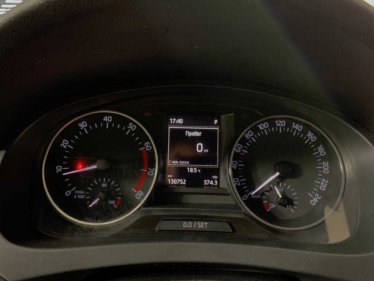 Skoda Rapid, 2015 Фото №14