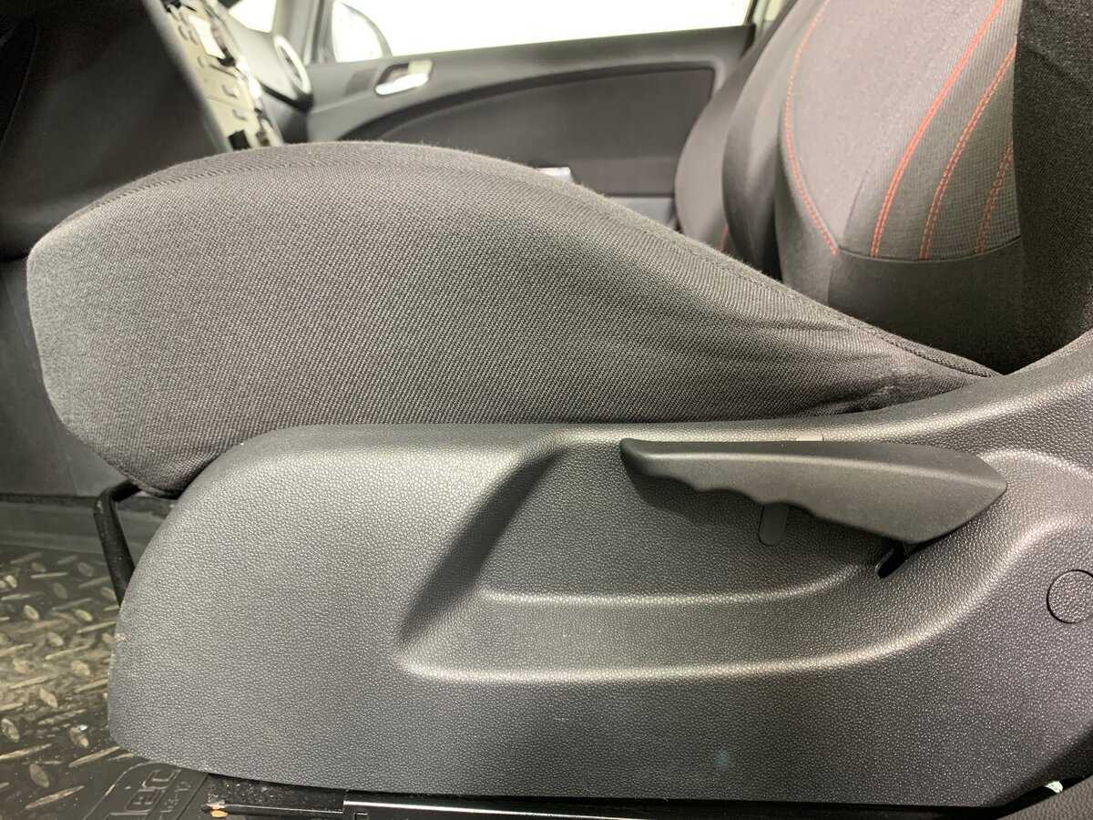 Opel Corsa, 2011 Фото №16