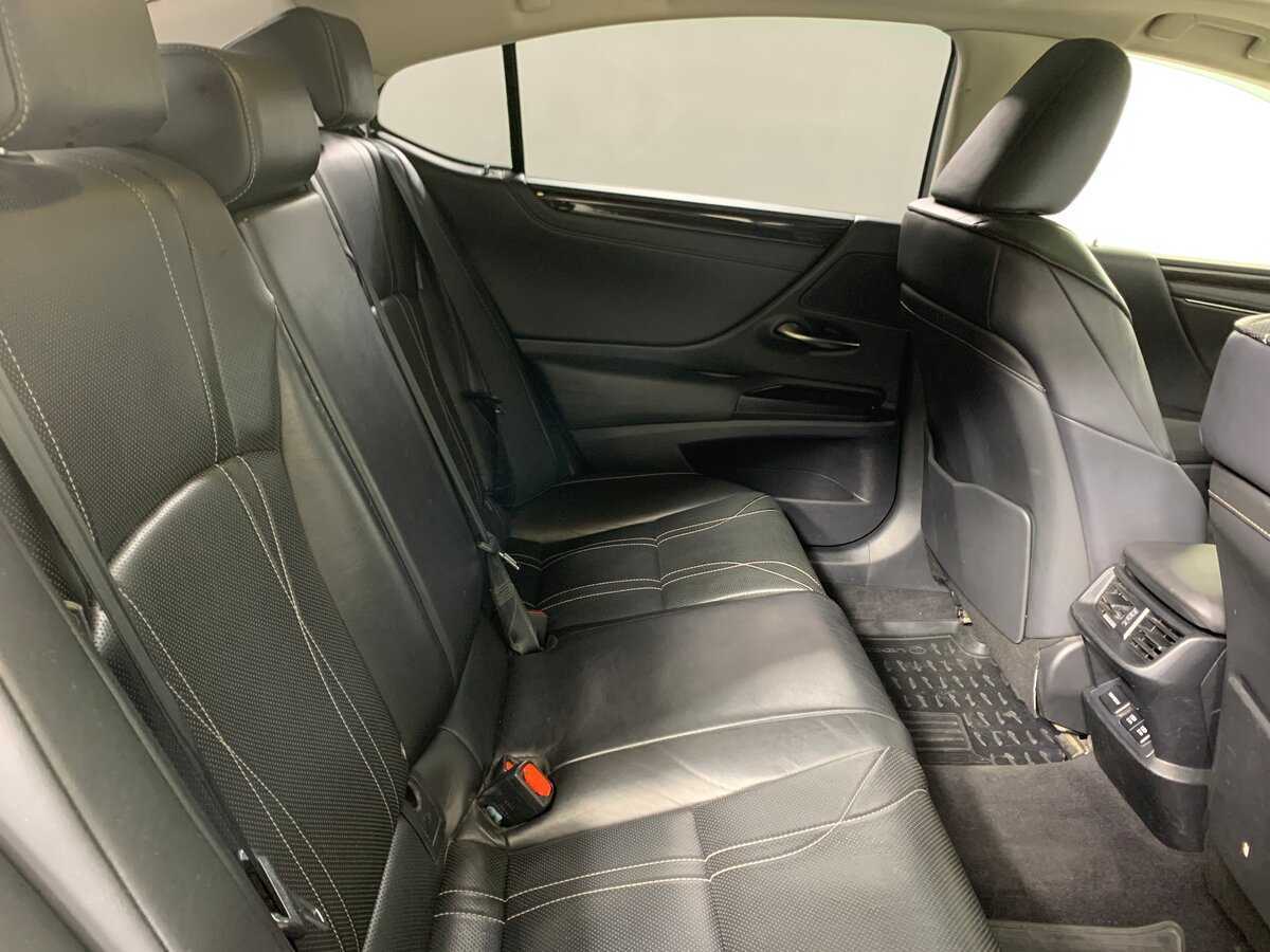 Lexus ES 250, 2018 Фото №16