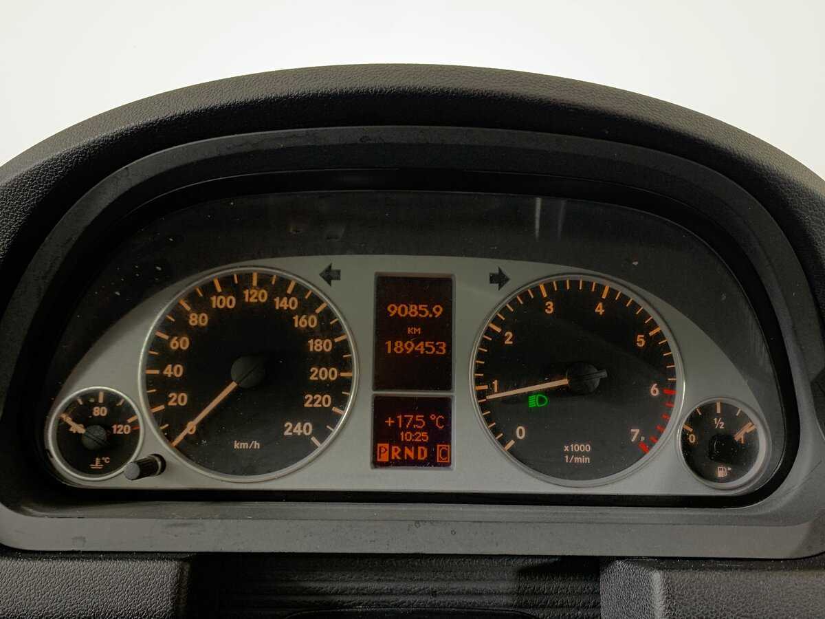 Mercedes-Benz B-Класс 180, 2011 Фото №14