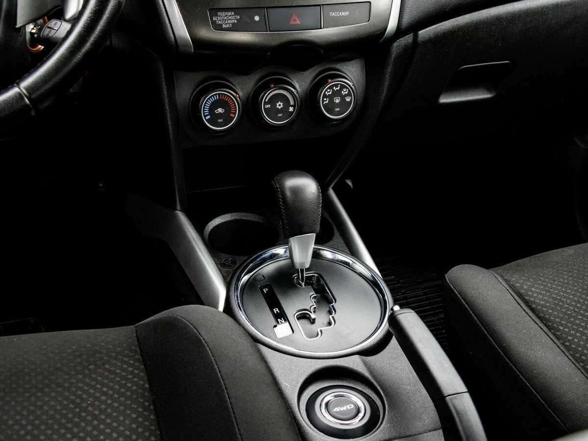 Mitsubishi ASX, 2012 Фото №10