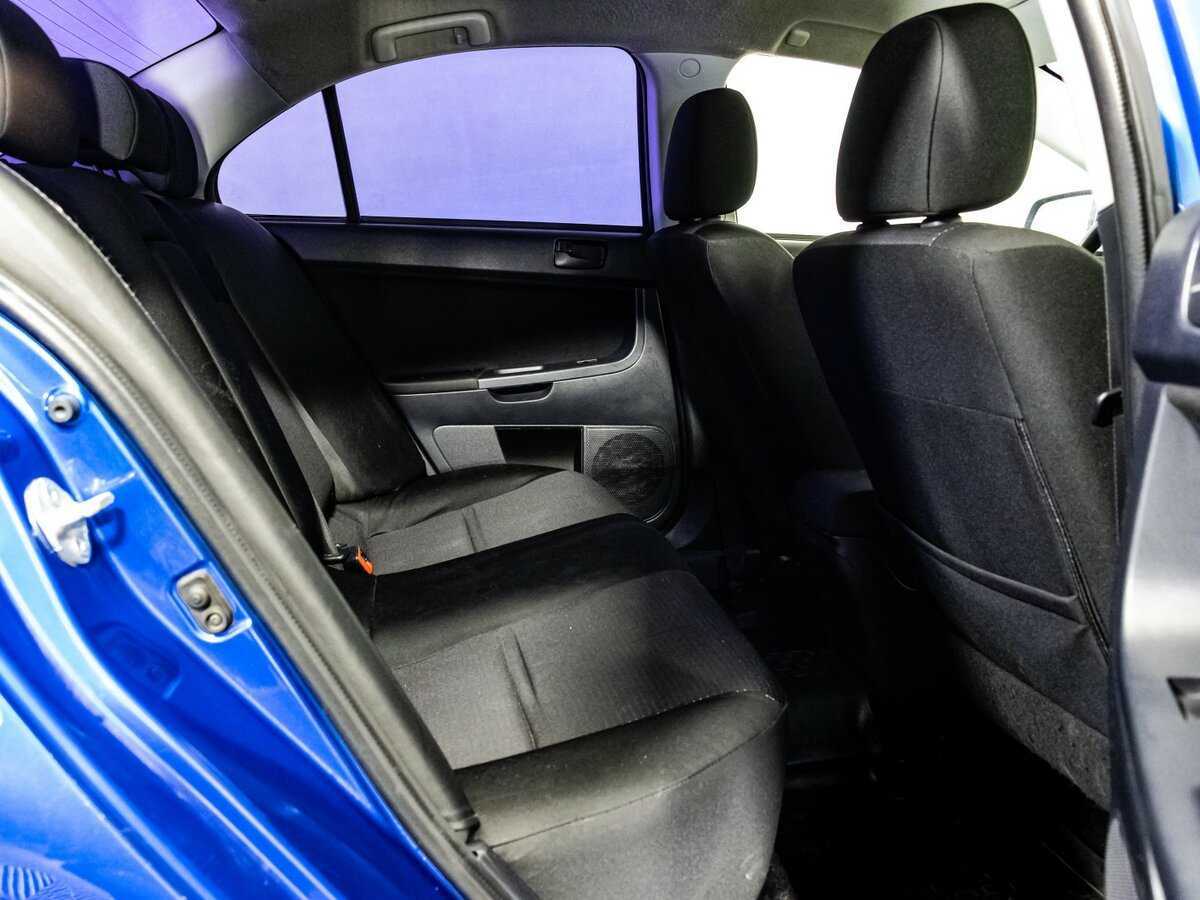 Mitsubishi Lancer, 2010 Фото №12