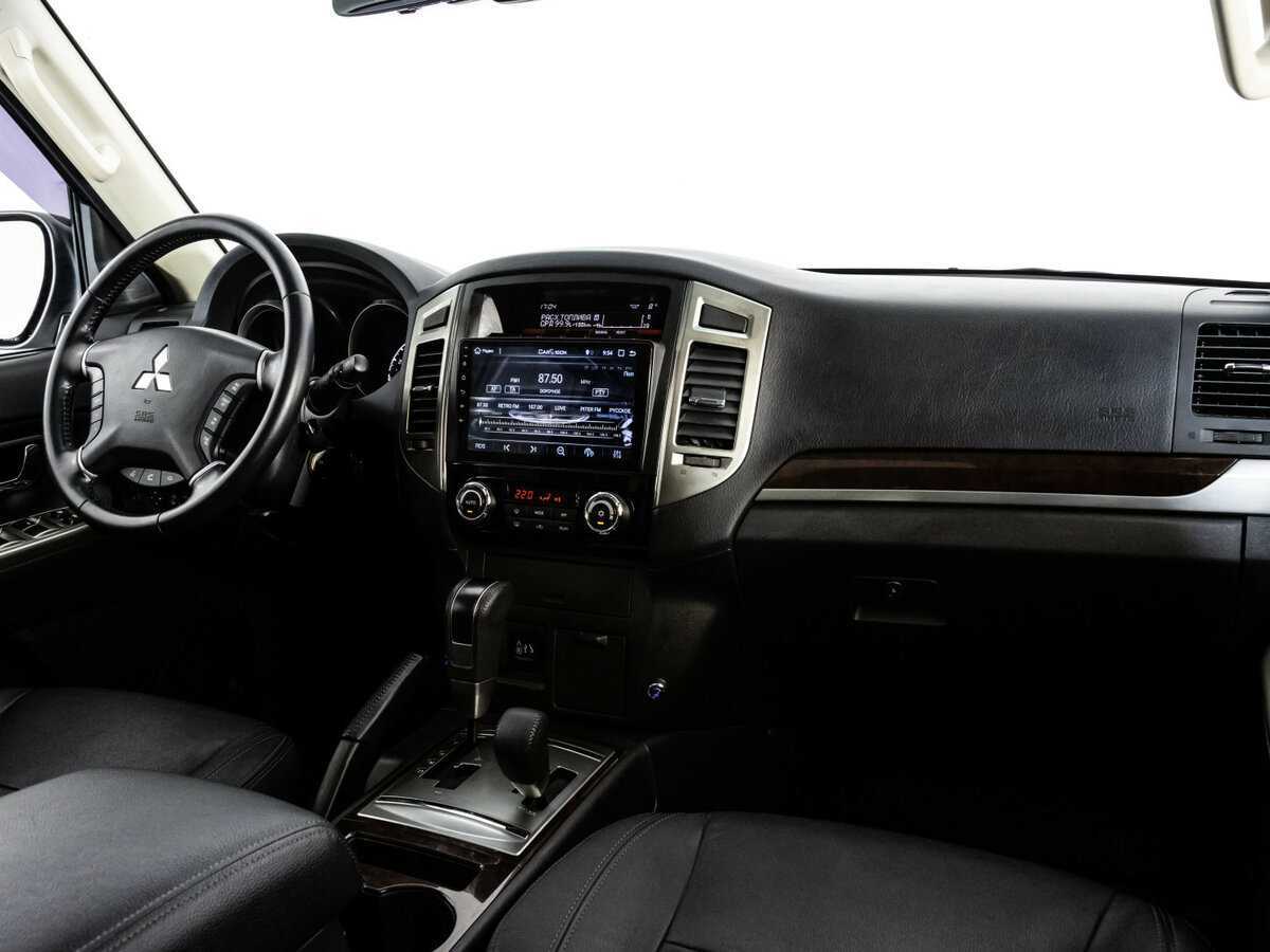 Mitsubishi Pajero, 2021 Фото №6