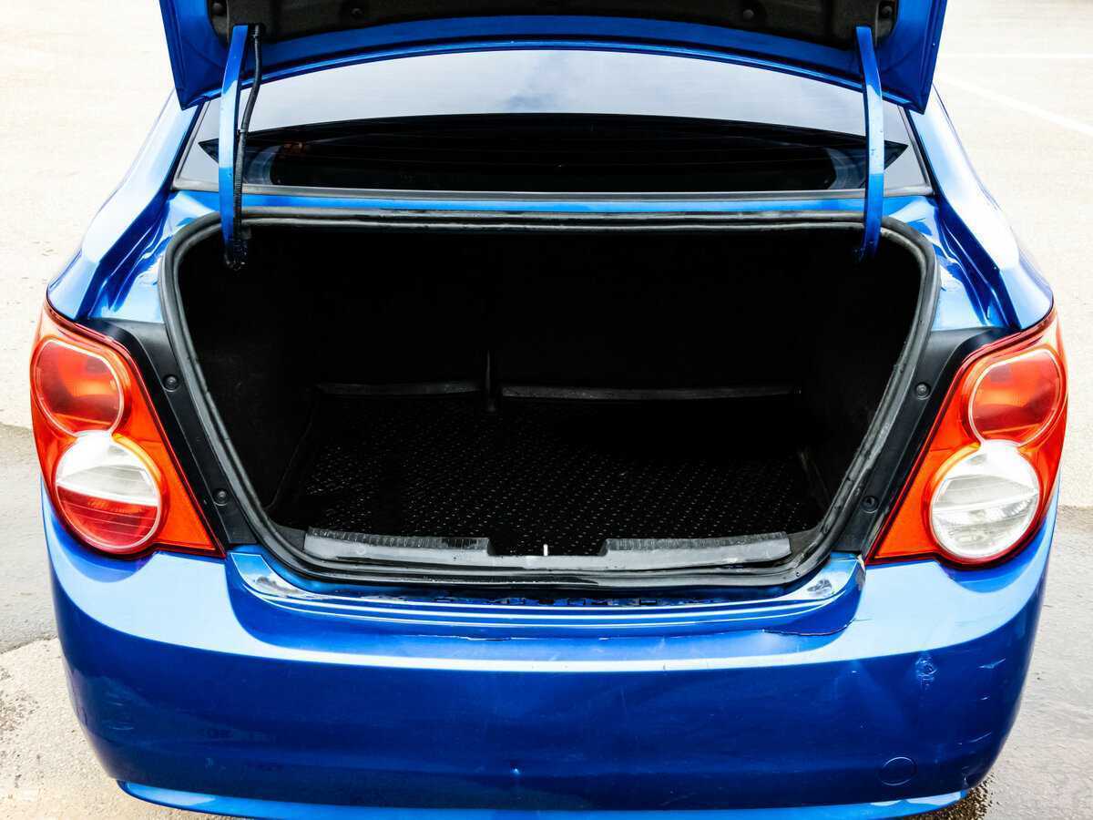 Chevrolet Aveo, 2013 Фото №12