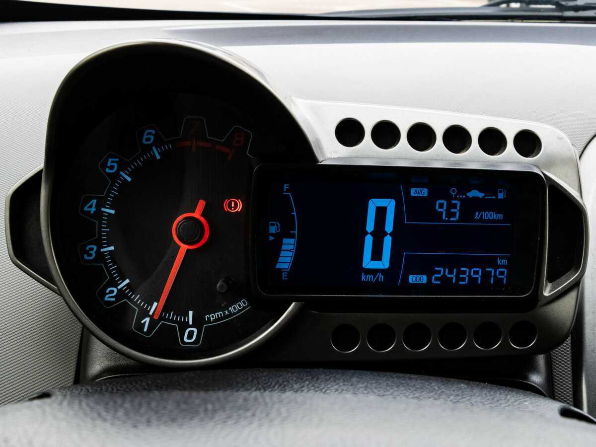 Chevrolet Aveo, 2013 Фото №13