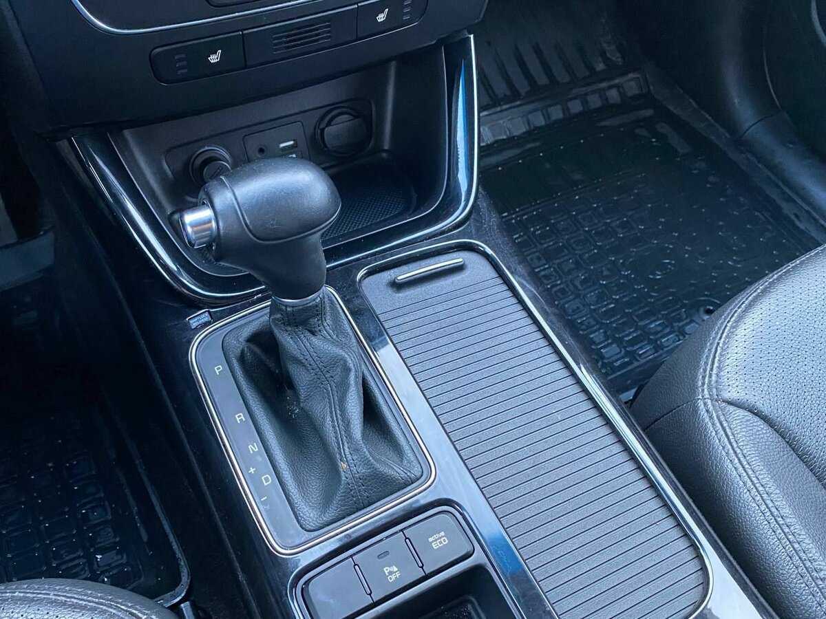 Kia Sorento, 2018 Фото №14