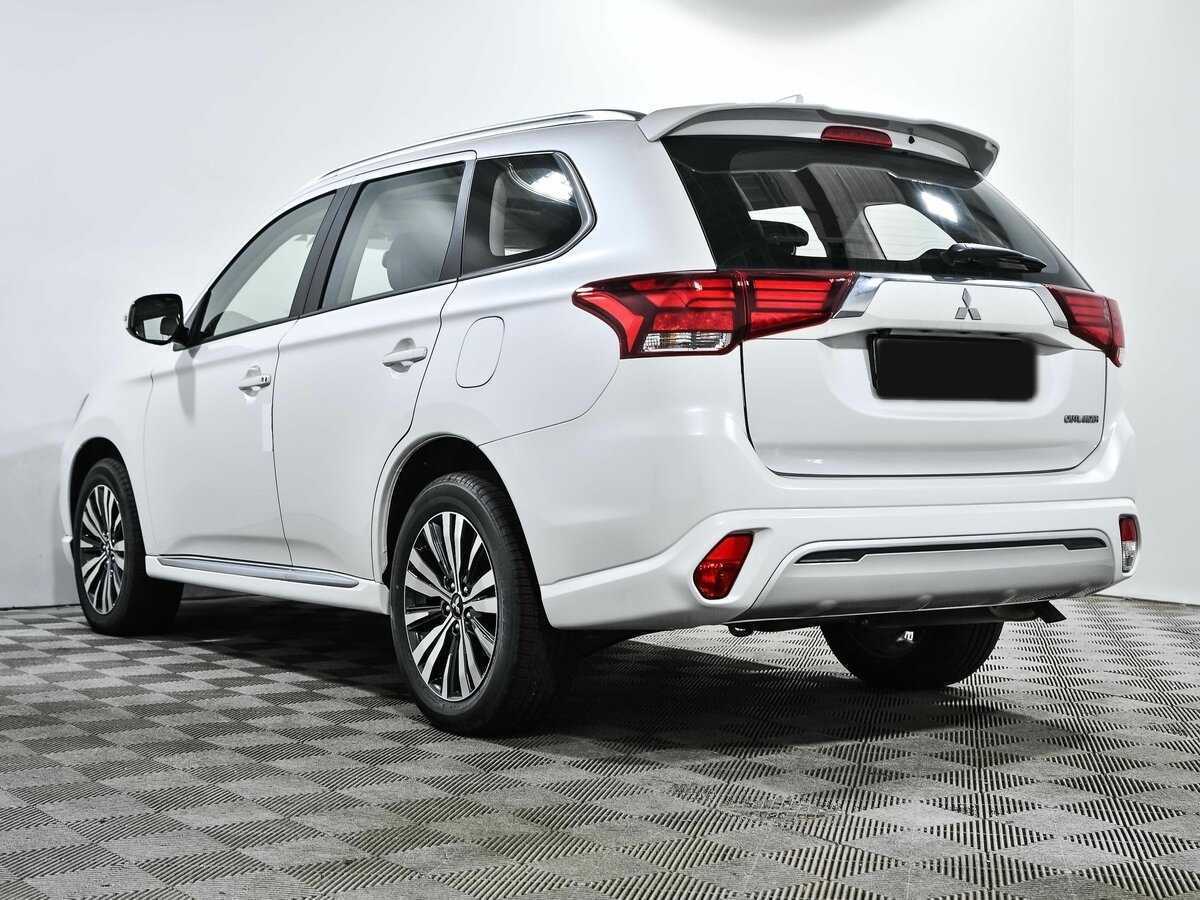 Mitsubishi Outlander, 2022 - 57 км. | Фото №6