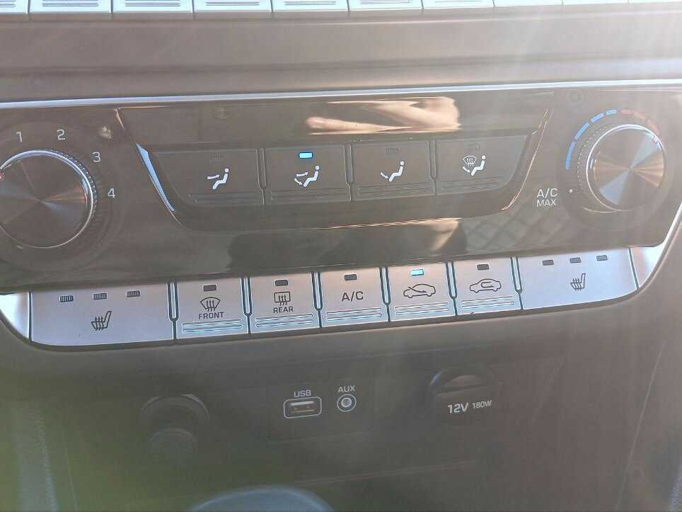 Hyundai Sonata, 2018 Фото №11